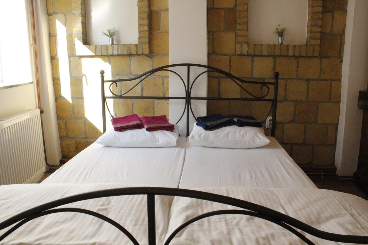 Hostel Nomad Novi Sad Exterior foto
